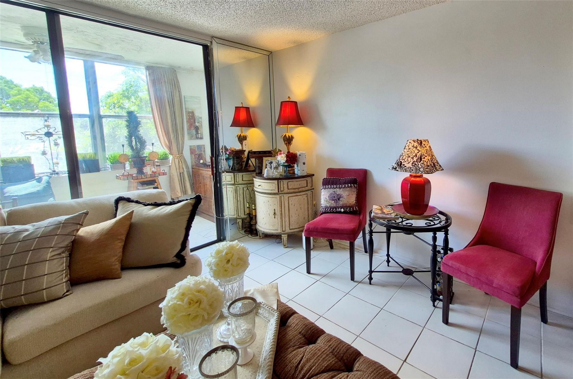 2840 Somerset Drive, Unit 208M, Lauderdale Lakes, FL 33311 Photo