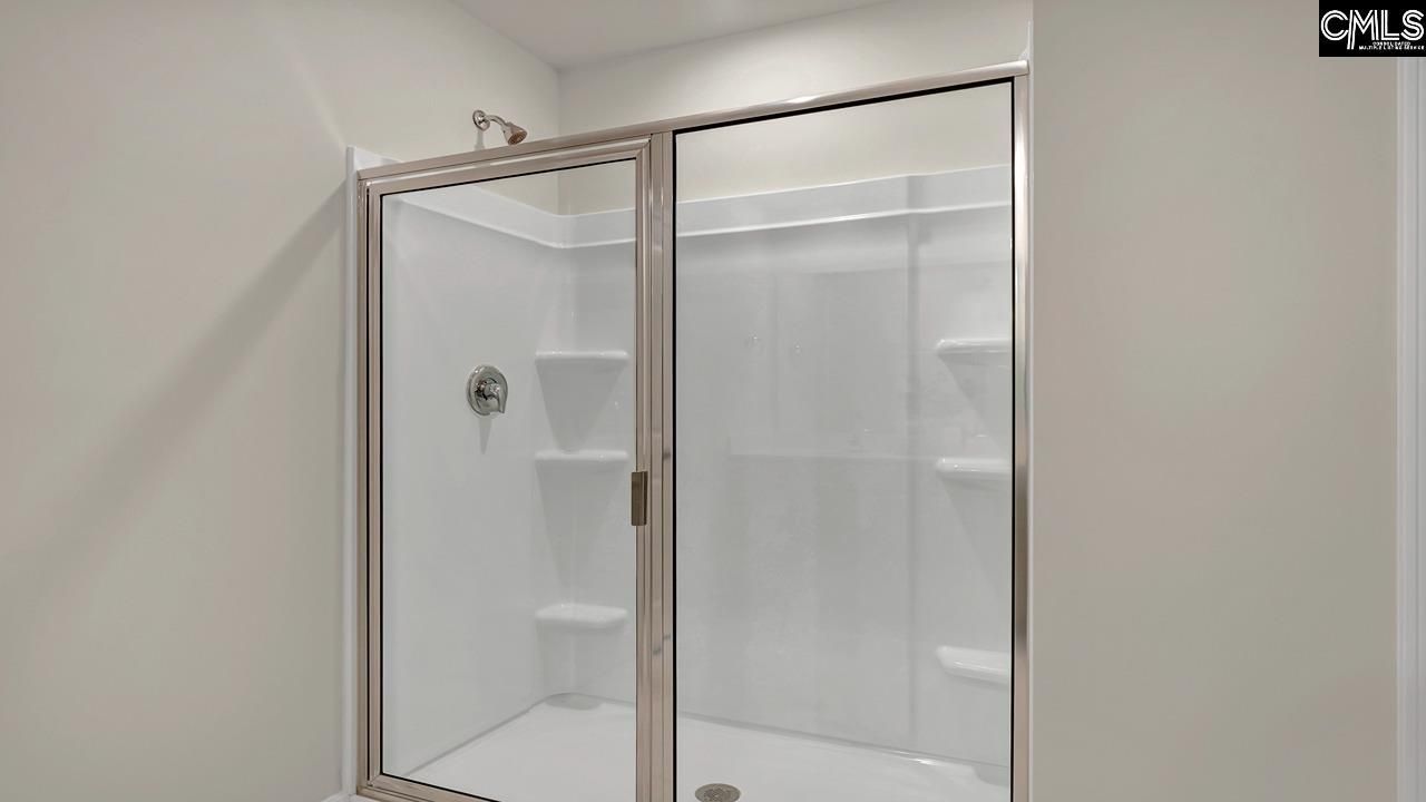 2001 Grovefield Drive Photo 18