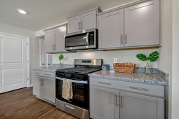 2001 Grovefield Drive photo 4