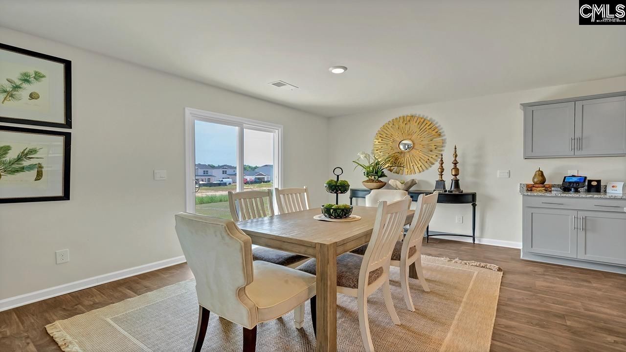 2001 Grovefield Drive Photo 8