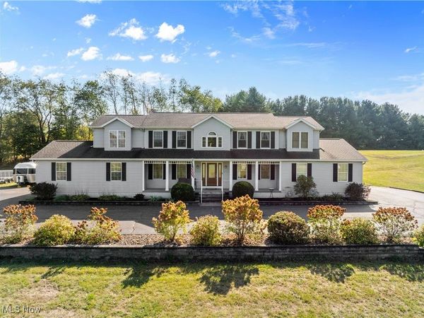 11900 Hoover Avenue NW, Uniontown, OH 44685