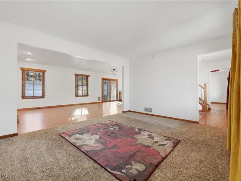 11900 Hoover Avenue NW, Uniontown, OH 44685 Photo 9