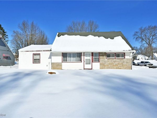 4202 Burkey Road, Austintown, OH 44515