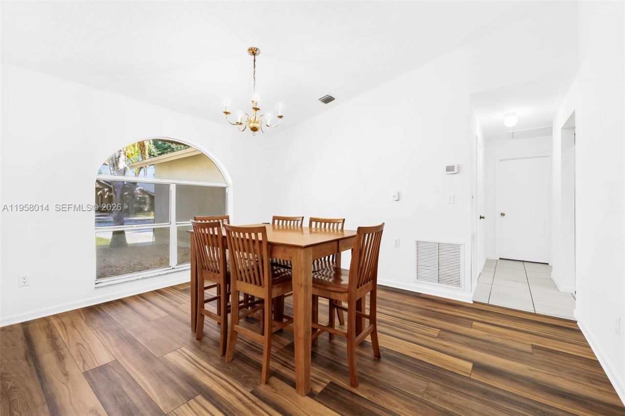 4201 SW 78th Dr, Davie, FL 33328 Photo