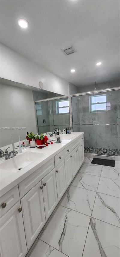 9829 SW 221st St, Cutler Bay, FL 33190 Photo