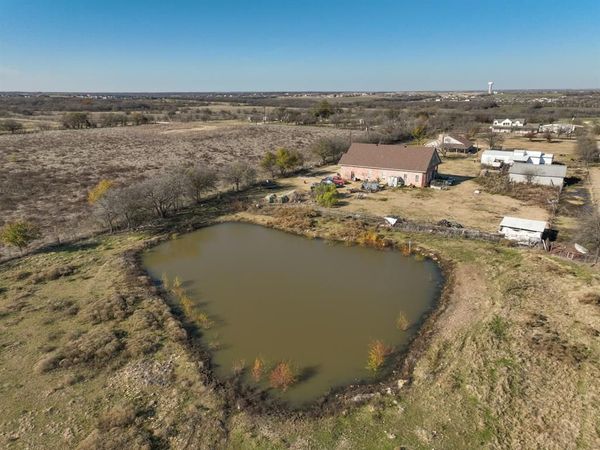 10569 Range Road , Justin, TX 76247