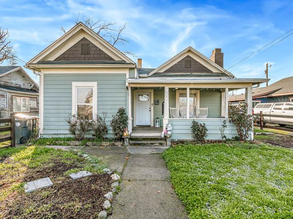 1113 W 11th Street, Medford, OR 97501
