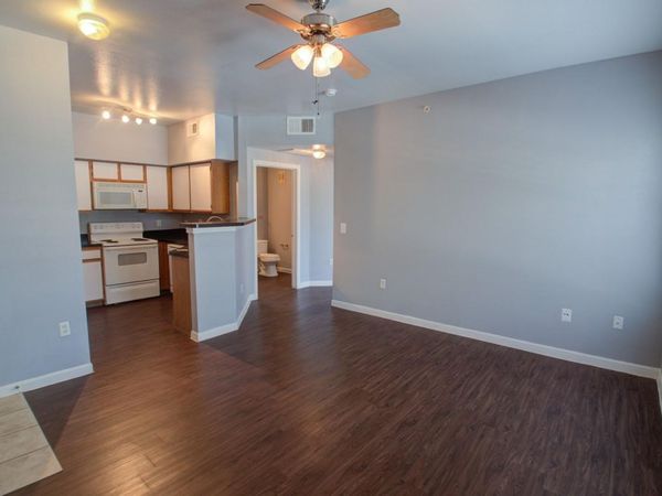 2320 Gracy Farms LN, Unit 926, Austin, TX 78758