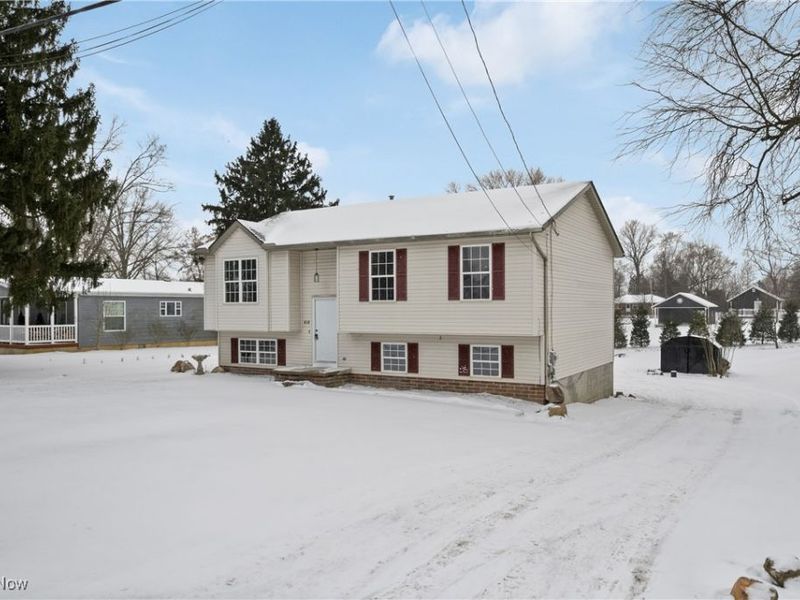 410 Columbine Avenue, Akron, OH 44312 Photo 1