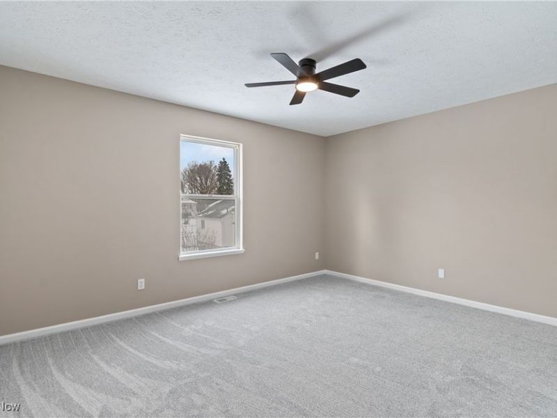 410 Columbine Avenue, Akron, OH 44312 Photo 17