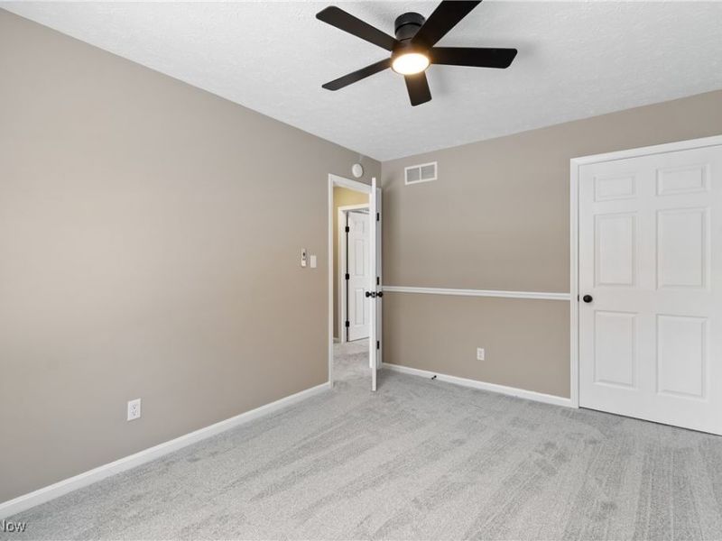 410 Columbine Avenue, Akron, OH 44312 Photo 22