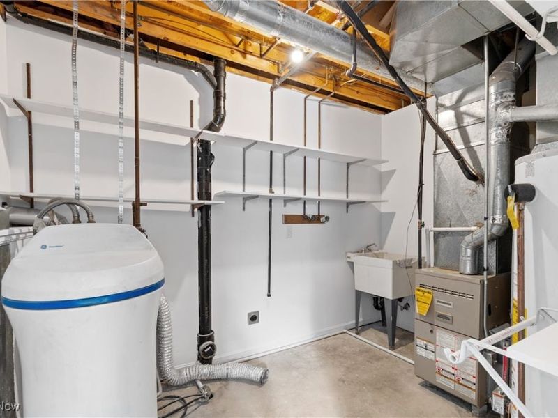 410 Columbine Avenue, Akron, OH 44312 Photo 28