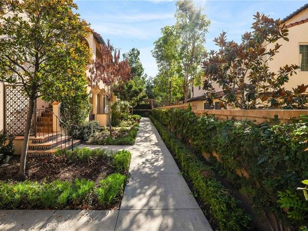 753 Spring Gdn, Irvine, CA 92618