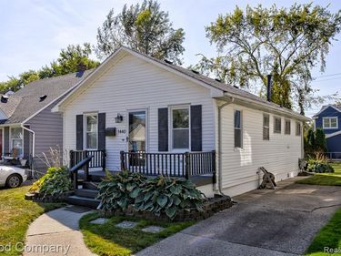 1440 Cole Street, Birmingham, MI 48009