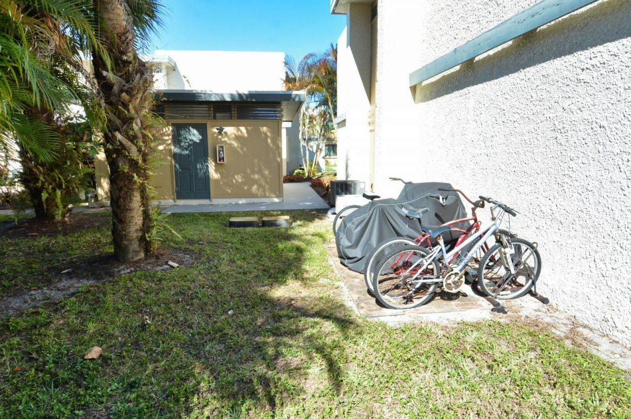1500 NE 13th Terrace, Unit G4, Jensen Beach, FL 34957 Photo