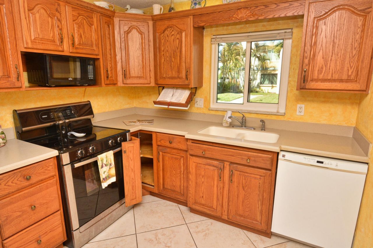 1500 NE 13th Terrace, Unit G4, Jensen Beach, FL 34957 Photo