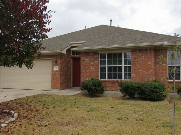 1510 RIDGEWOOD DR, Leander, TX 78641