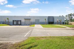 7391 Pepperdam Avenue photo 4