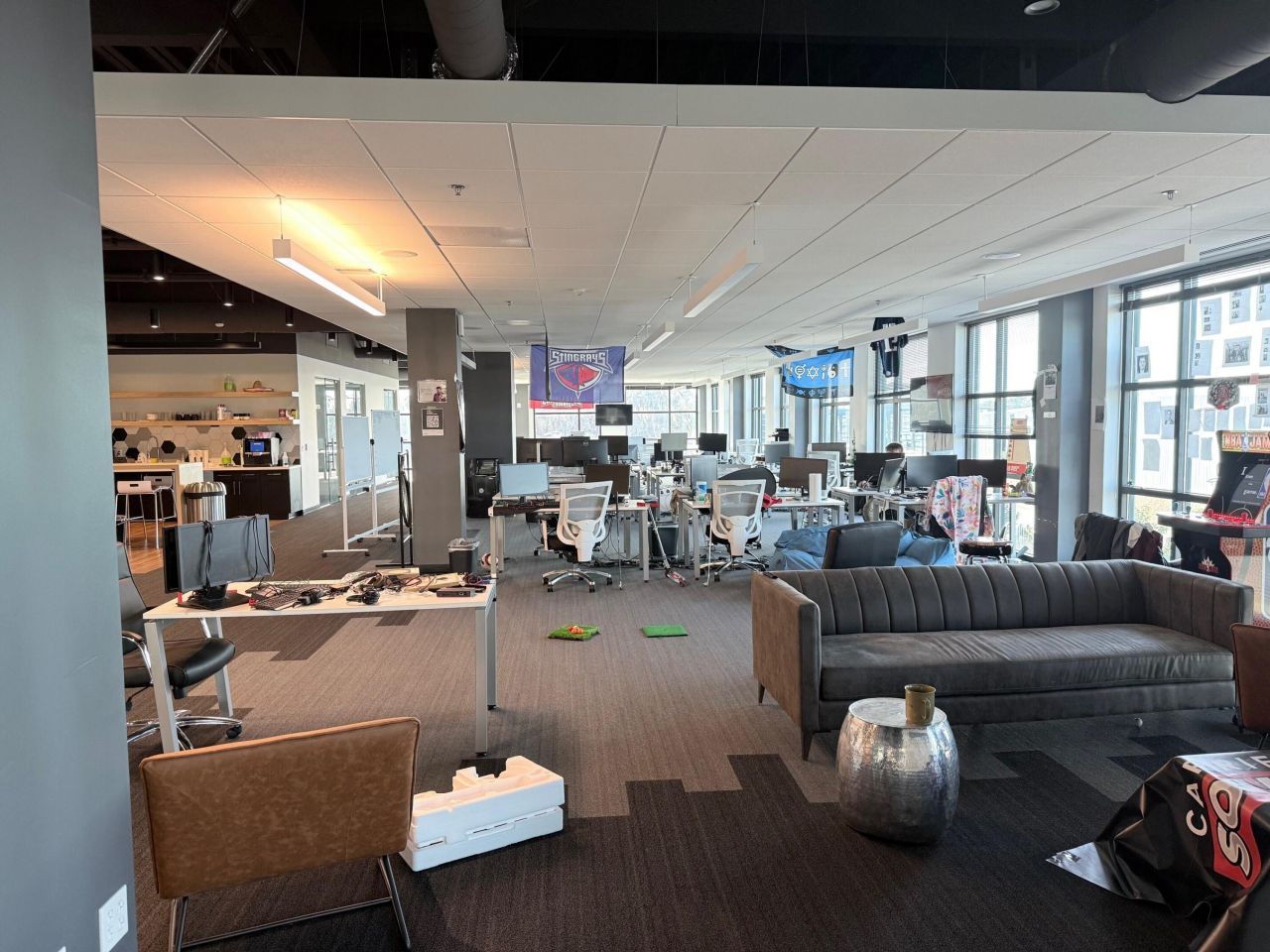 4401 Leeds Avenue Photo 5