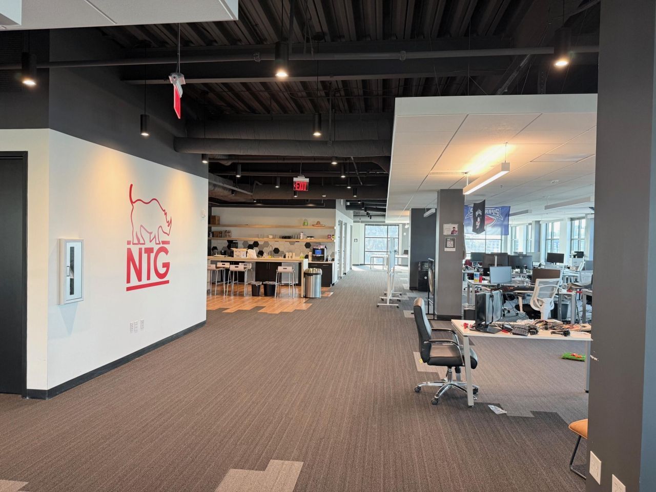 4401 Leeds Avenue Photo 6