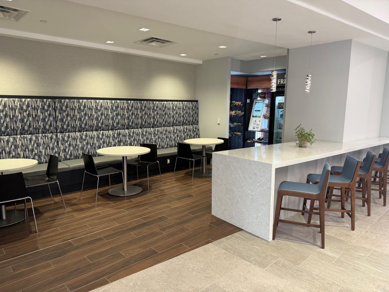 4401 Leeds Avenue Photo 9