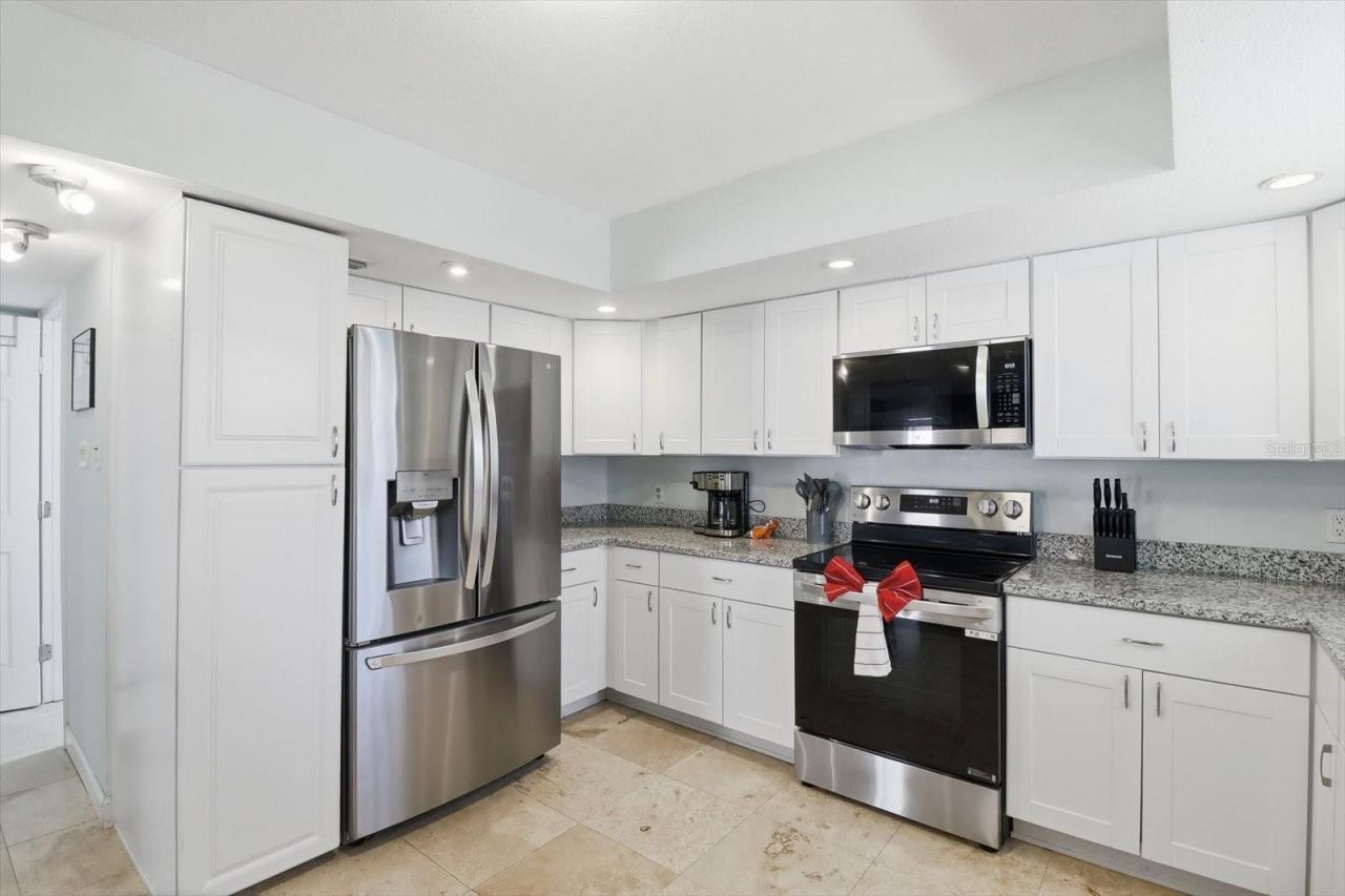 3644 N Hiawatha Terrace, Crystal River, FL 34428 Photo