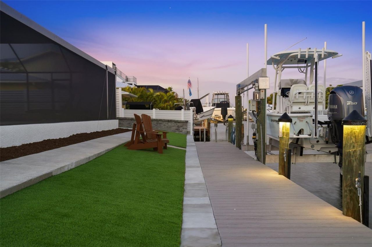 3915 Coconut Terrace, Bradenton, FL 34210 Photo