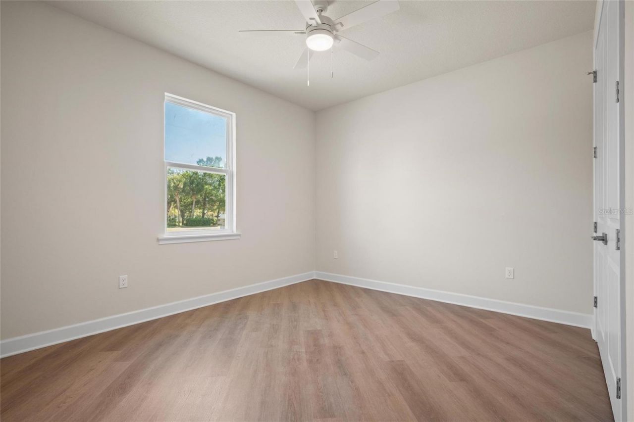 199 E Live Oak Street, Tarpon Springs, FL 34689 Photo
