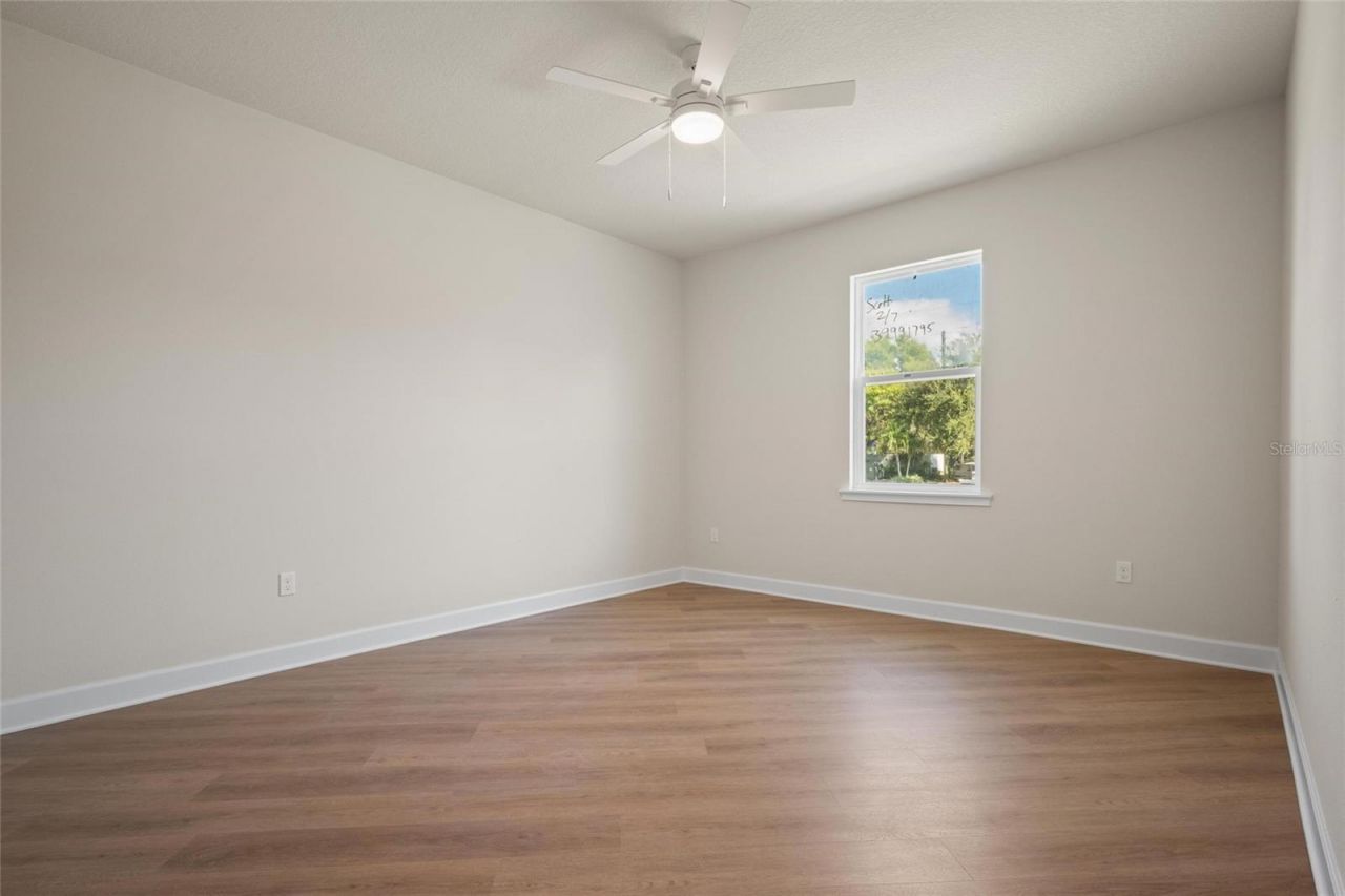 199 E Live Oak Street, Tarpon Springs, FL 34689 Photo