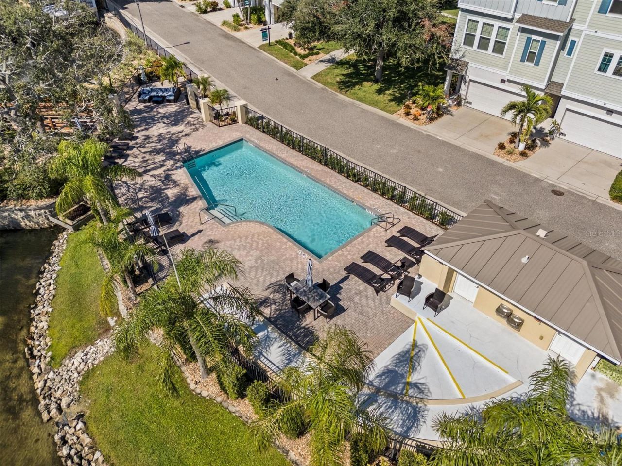 199 E Live Oak Street, Tarpon Springs, FL 34689 Photo