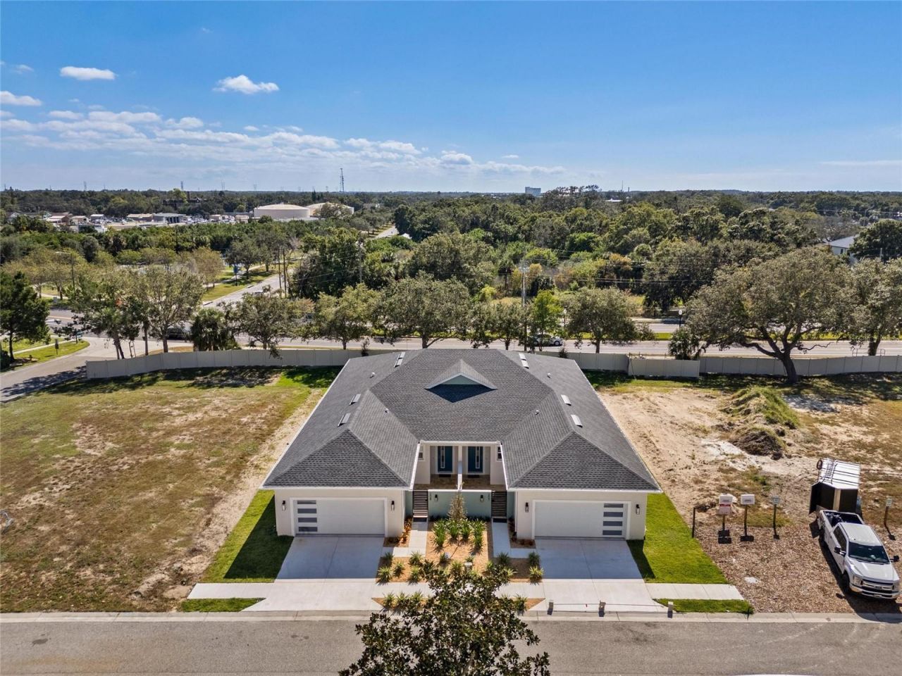 199 E Live Oak Street, Tarpon Springs, FL 34689 Photo