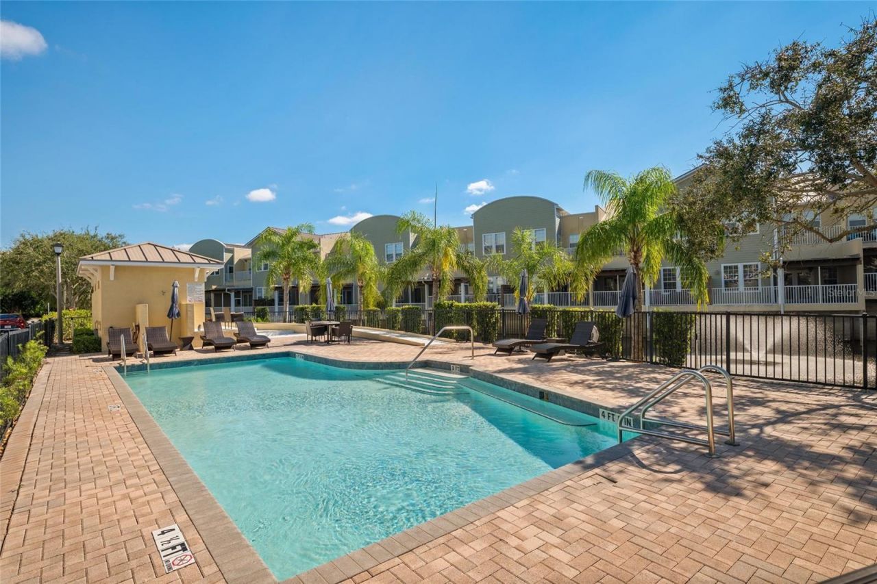 199 E Live Oak Street, Tarpon Springs, FL 34689 Photo