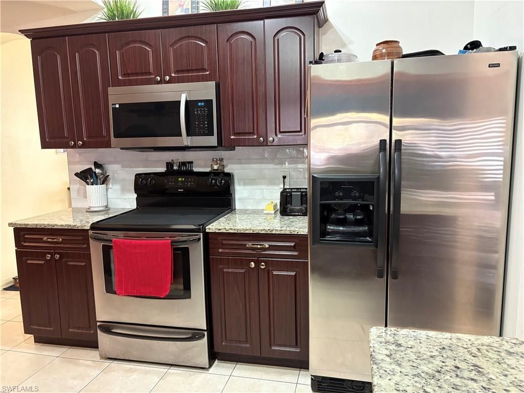 519 Hibiscus Ave, Lehigh Acres, FL 33972 Photo