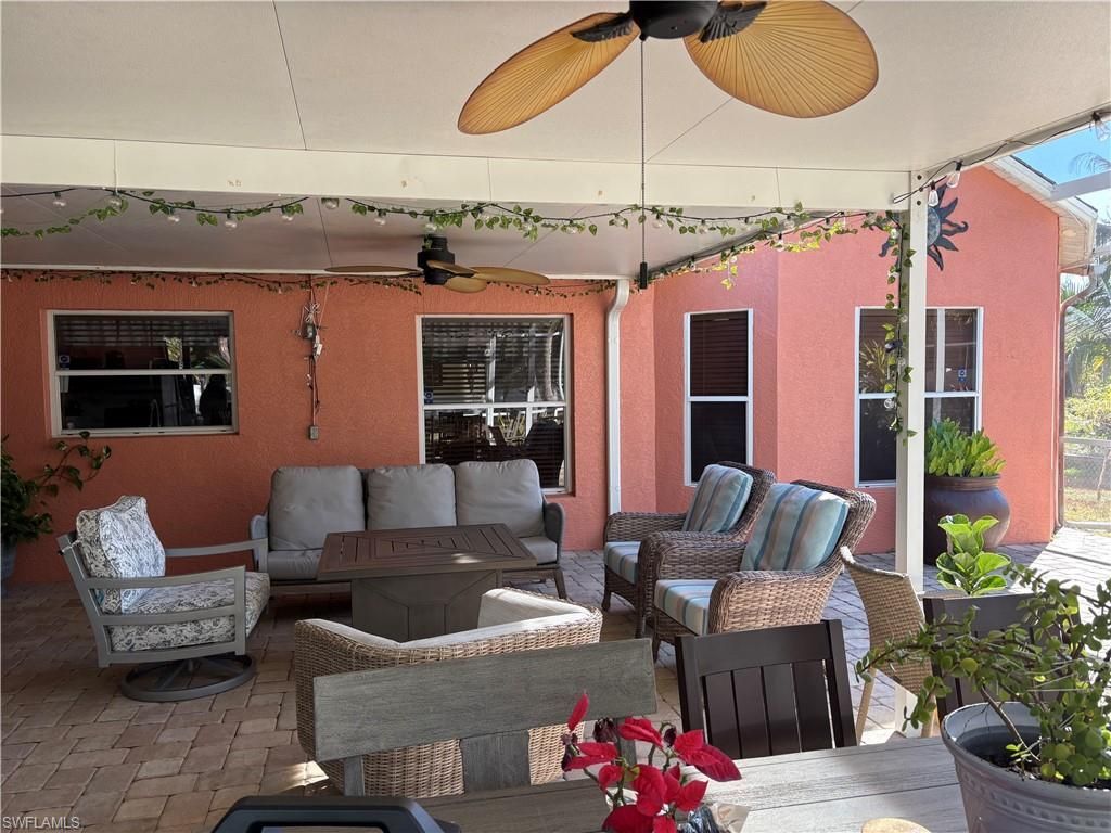 519 Hibiscus Ave, Lehigh Acres, FL 33972 Photo