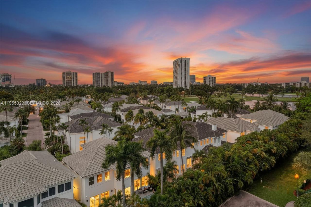 19900 E Country Club Dr, Unit 702, Aventura, FL 33180 Photo