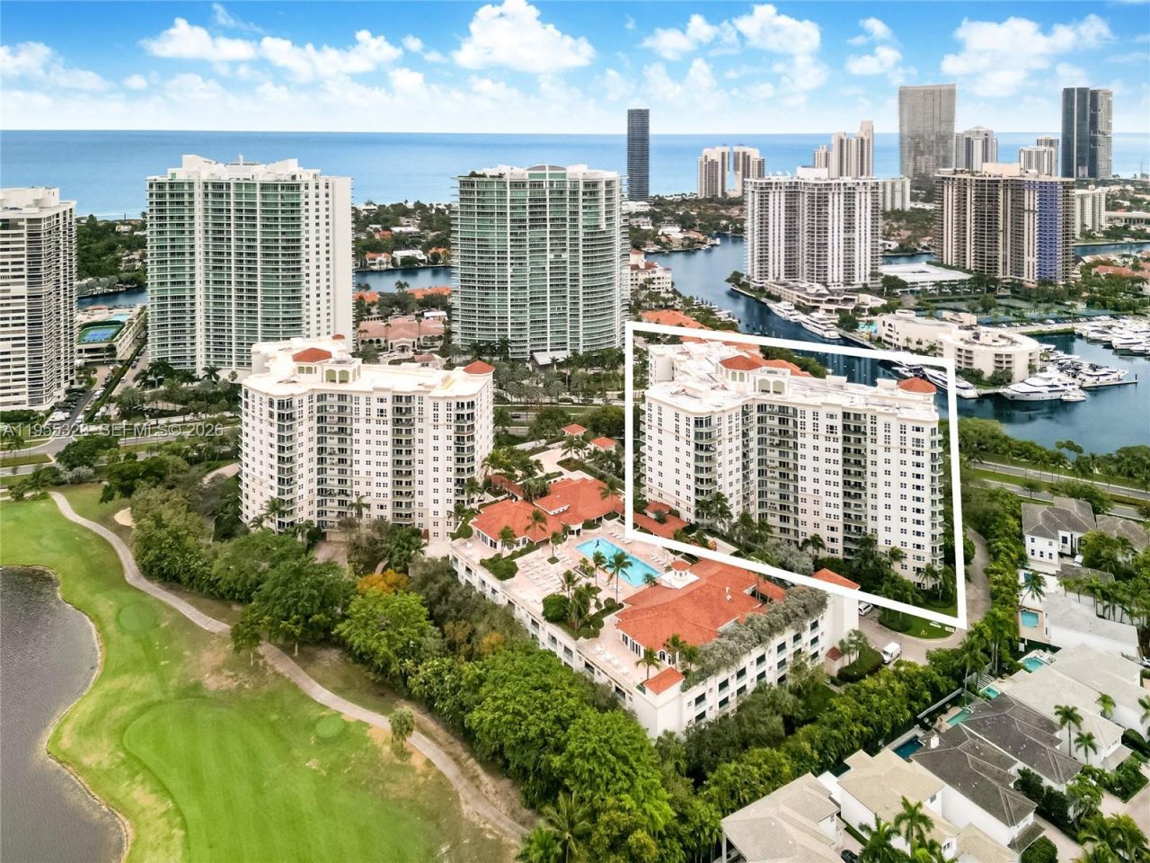 19900 E Country Club Dr, Unit 702, Aventura, FL 33180 Photo