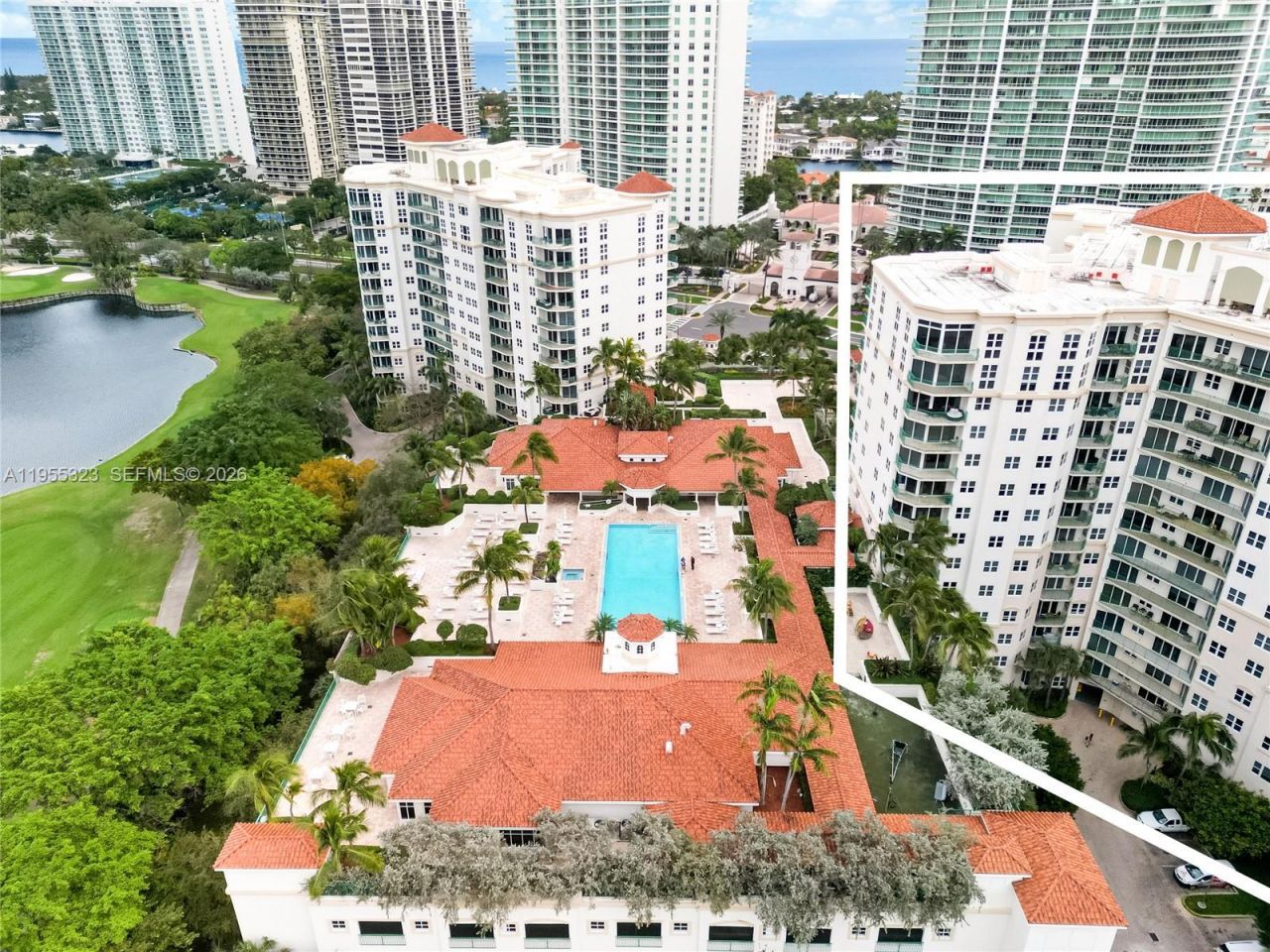 19900 E Country Club Dr, Unit 702, Aventura, FL 33180 Photo