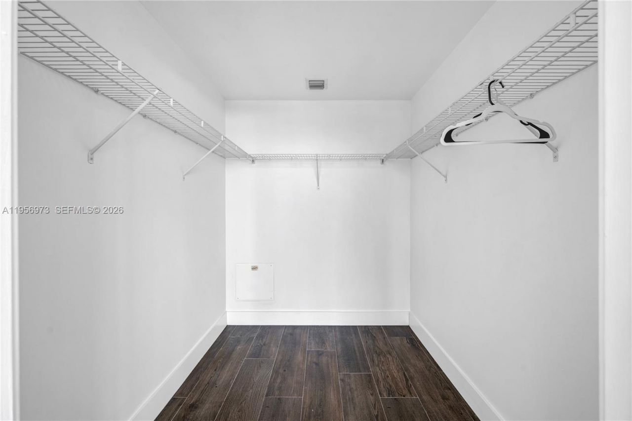 888 Biscayne Blvd, Unit 1802, Miami, FL 33132 Photo