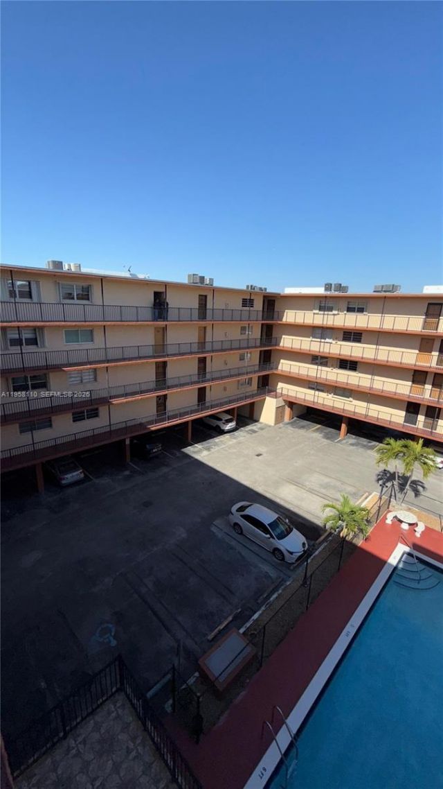 1075 W 68th St , Unit 403, Hialeah, FL 33014 Photo