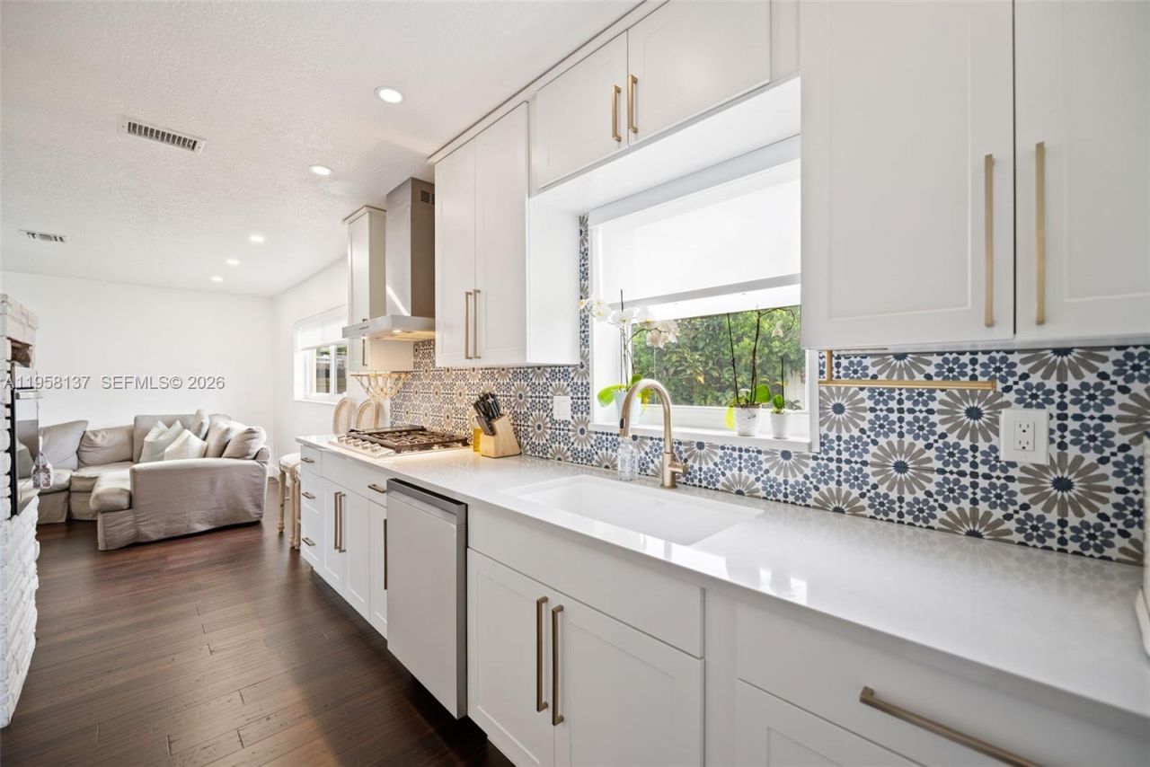 9620 Jamaica Dr, Cutler Bay, FL 33189 Photo