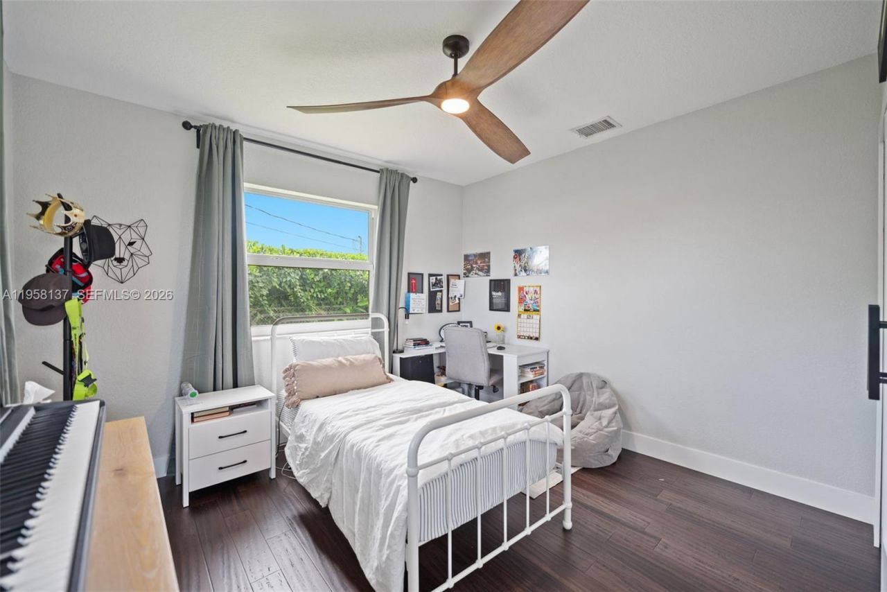 9620 Jamaica Dr, Cutler Bay, FL 33189 Photo