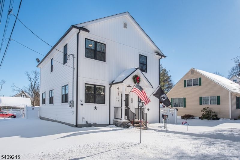 102 Miller St, Hackettstown, NJ 07840 Main Photo