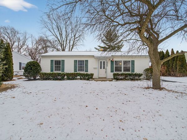 2304 Cypress Lane, Joliet, IL 60435