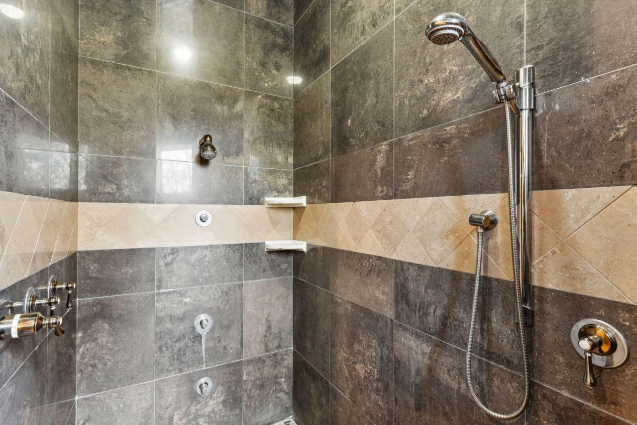 2834 Parkers Landing Road Photo 34