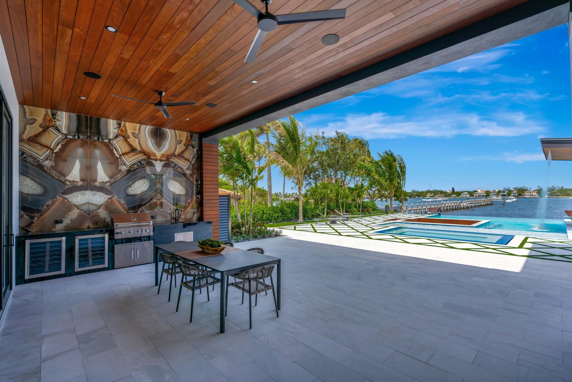 416 S Lake Drive, Lantana, FL 33462 Photo