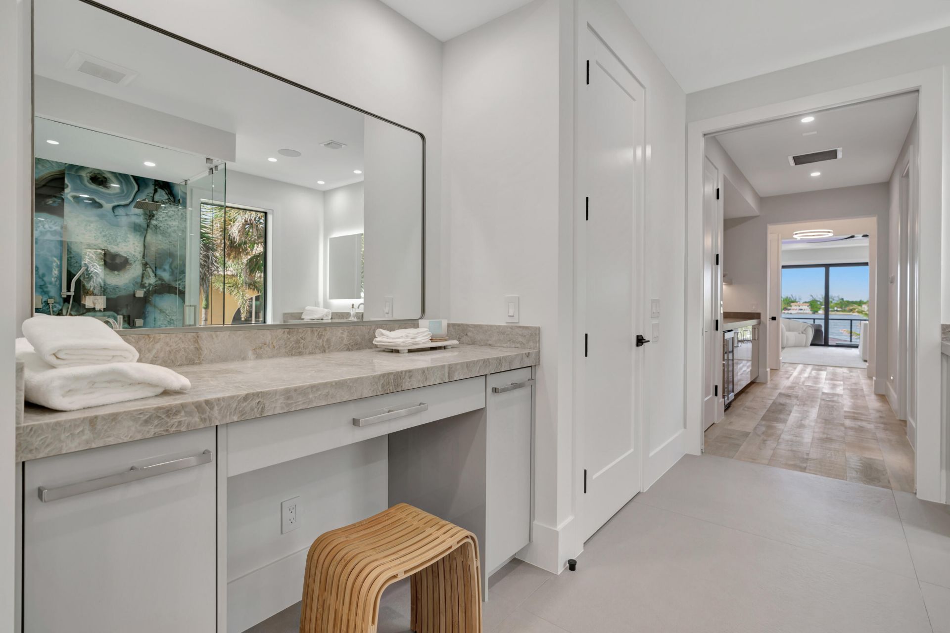 416 S Lake Drive, Lantana, FL 33462 Photo