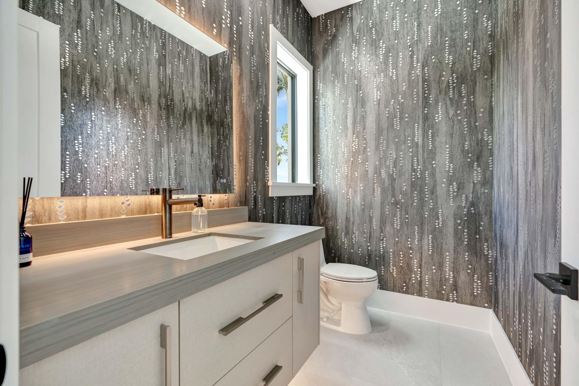 416 S Lake Drive, Lantana, FL 33462 Photo