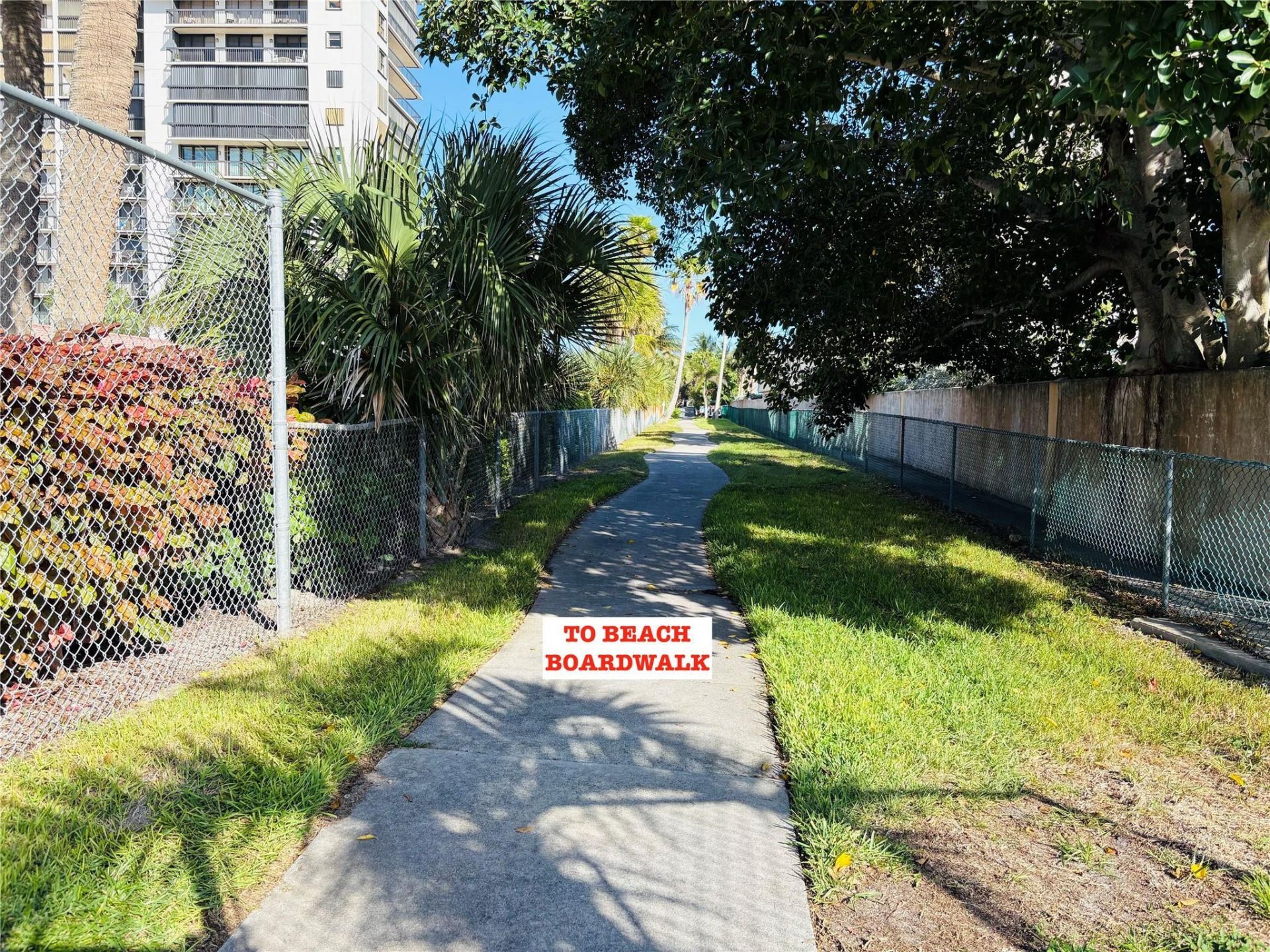 3216 S Lakeview Circle, Unit 5202, Fort Pierce, FL 34949 Photo