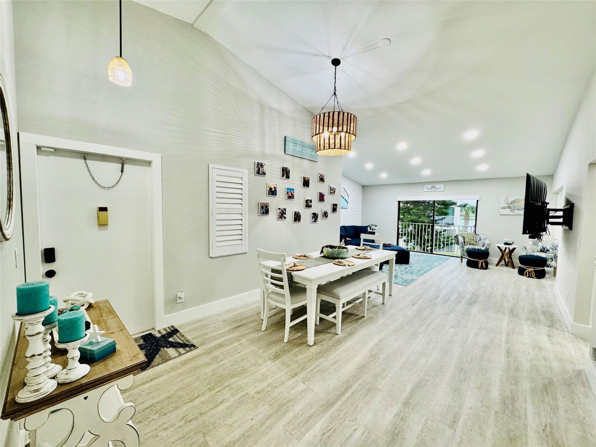 3216 S Lakeview Circle, Unit 5202, Fort Pierce, FL 34949 Photo