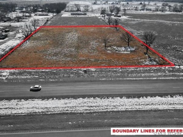 Hwy 412 , Colcord, OK 74338